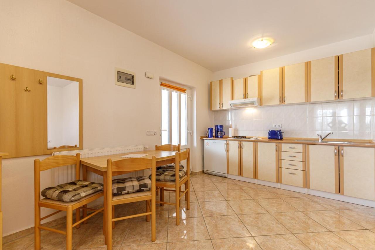 Ferienhaus Sascha In Poreč Exterior foto